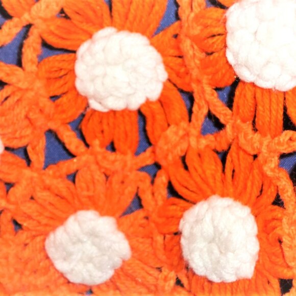 BLNK -  84" x 60" HAND KNITTED BLANKET Vintage Wool Blanket Flowers Bedspread - Picture 7 of 9